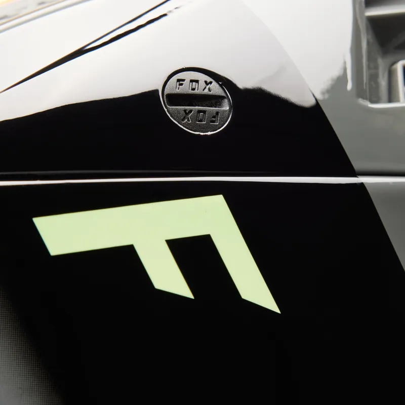 Fox Rampage Pro Carbon MIPS Reez Helmet in Pewter-7